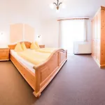 Brollerhof Lejlighed *