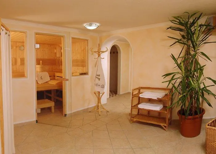 Brollerhof * ノイシュティフト・イム・シュトゥーバイタール